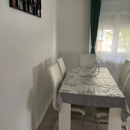 Apartman Wunderbare Unterkunft In Stadt *